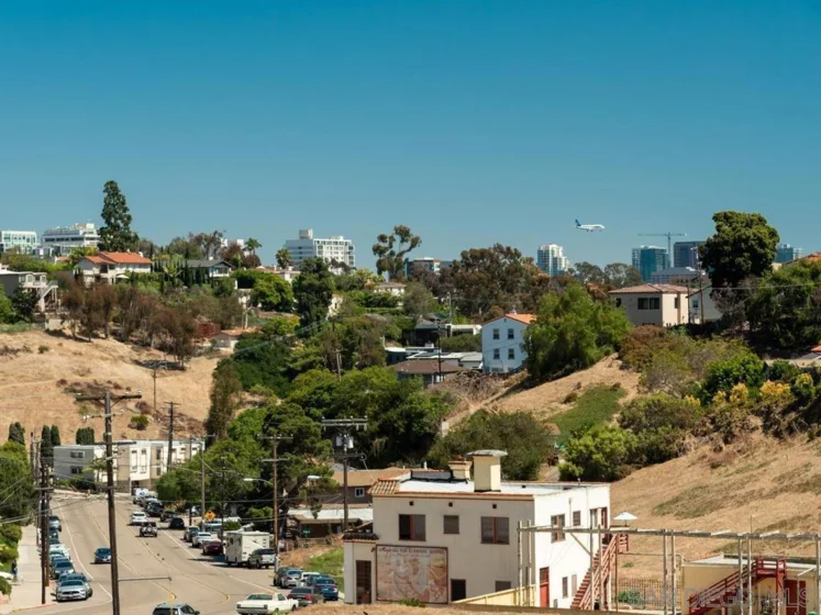 917 Torrance #19 photo 8