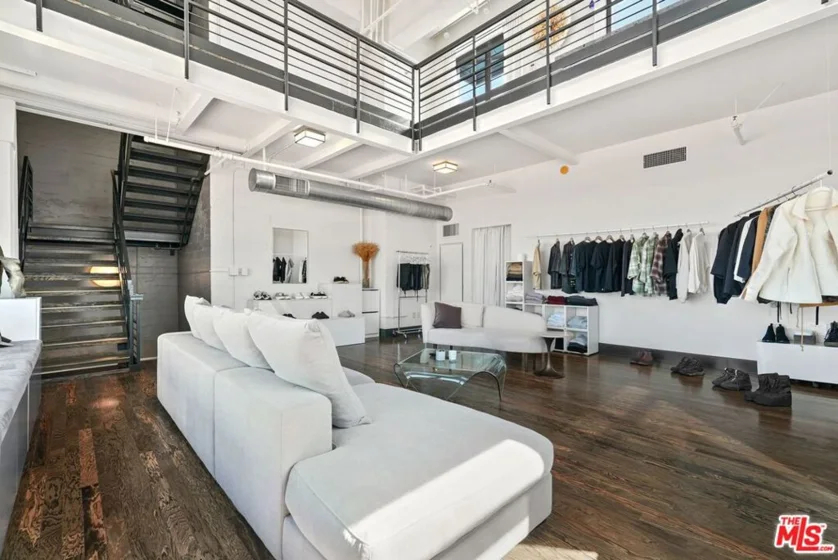 849 S Broadway #1210 photo 21