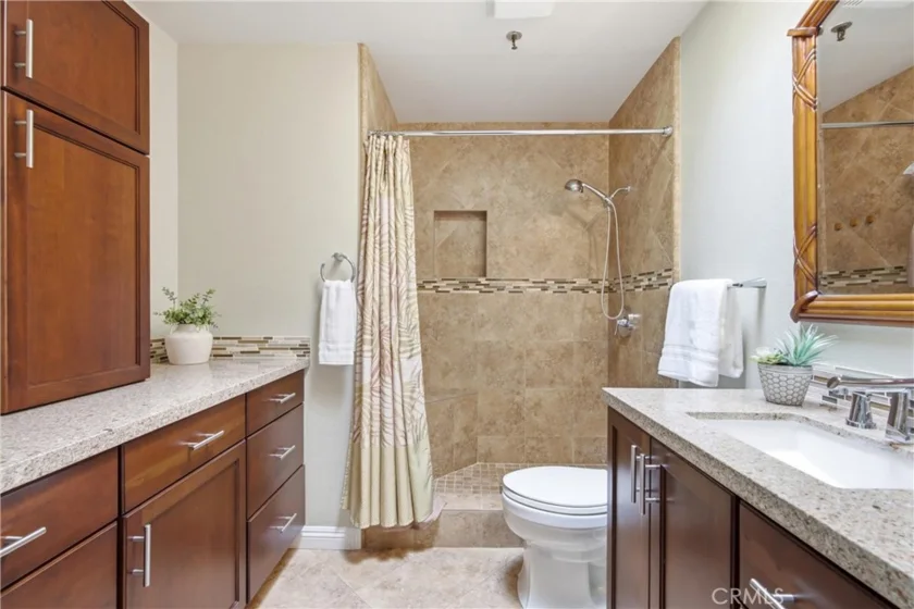 4722 Lakeview photo 18