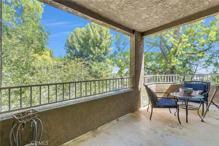 2425 Del Mar photo 5