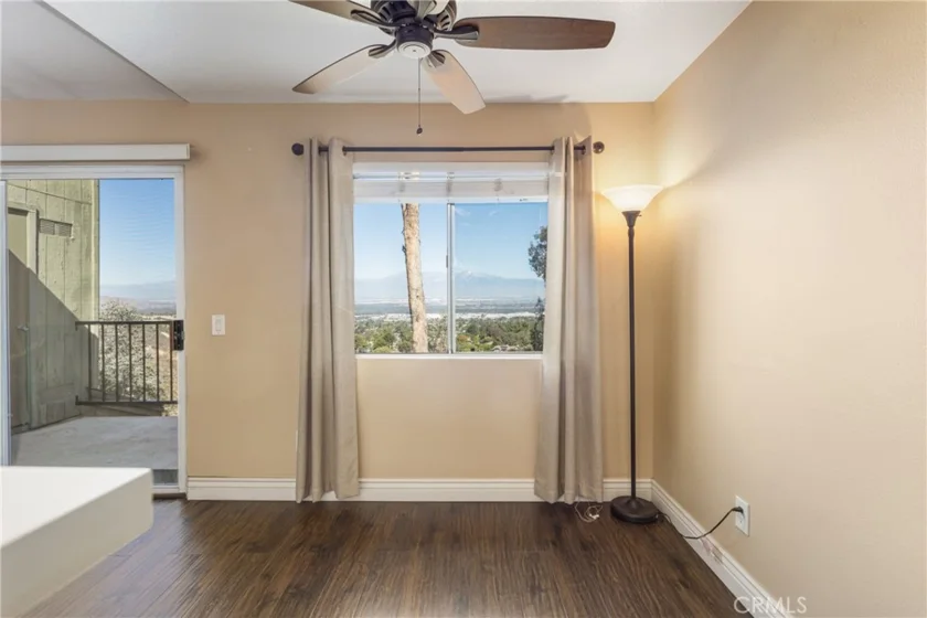 2568 Avenida Del Vista #202 photo 6