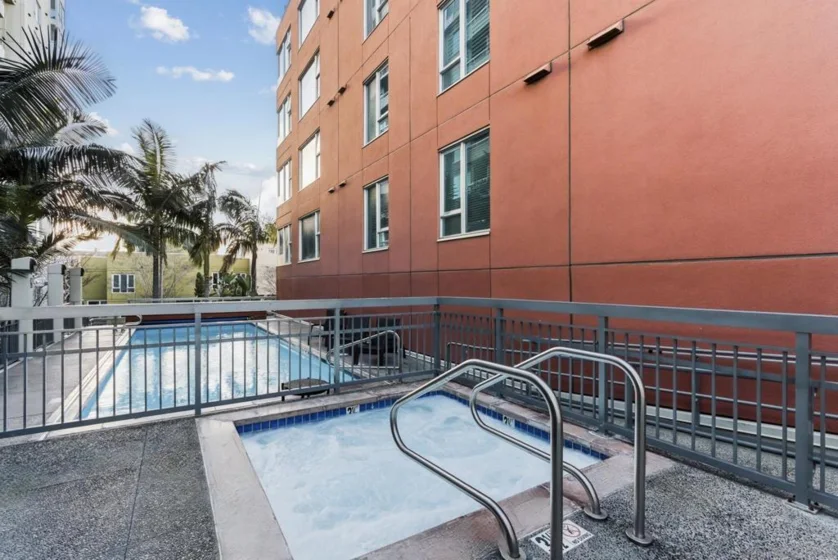300 W Beech Street #1705 photo 20