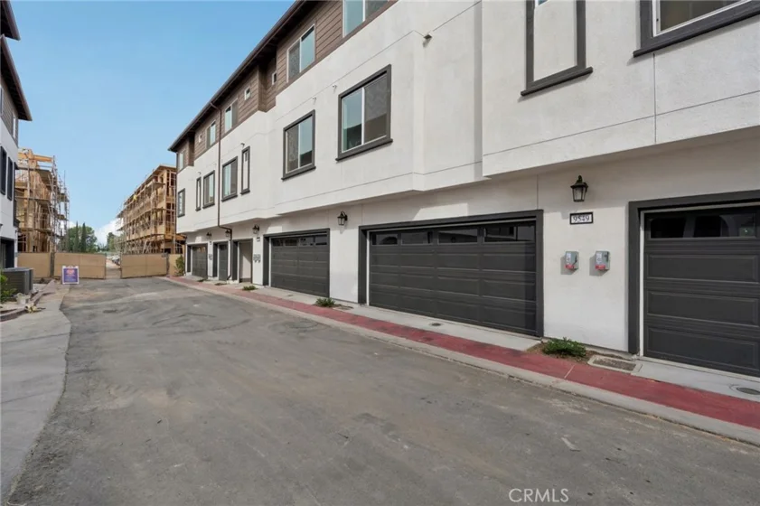 9549 Hannah Way photo 10