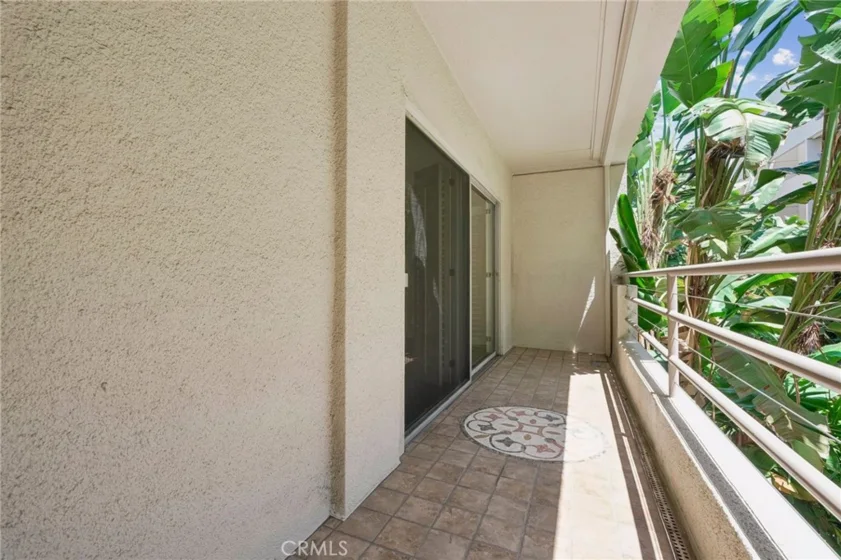 1131 Alta Loma photo 18