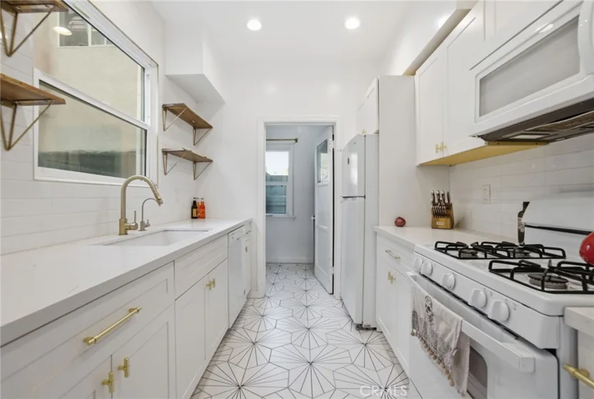 5084 Lemon Grove photo 24