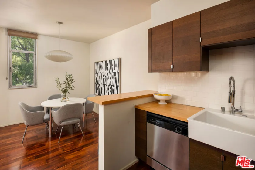 4455 Los Feliz Boulevard #207 photo 9