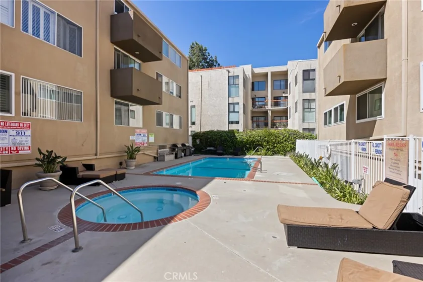14141 Dickens #312 photo 30