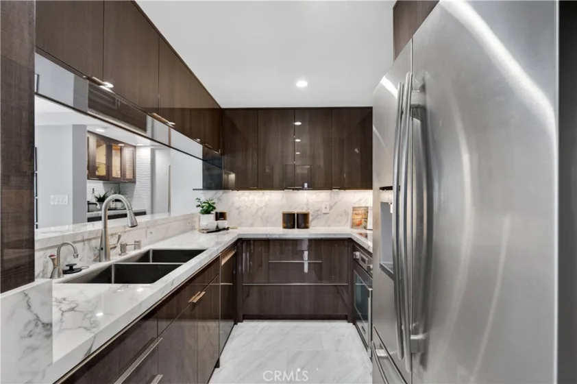2601 E Ocean #807 photo 35