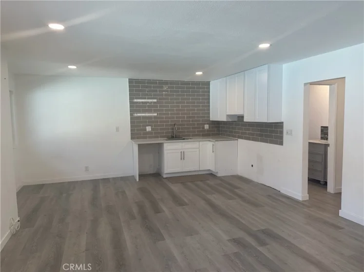3500 Elm #10 photo 2