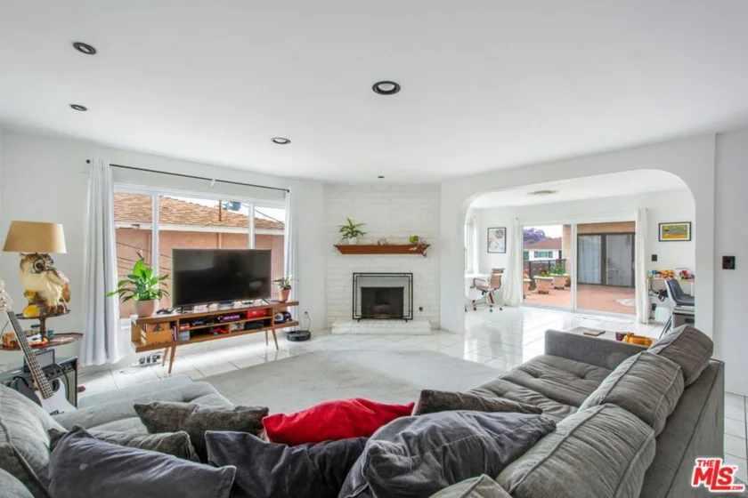 1440 W 9th Street #2 photo 12