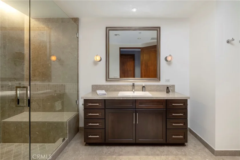 345 E Colorado Boulevard #404 photo 47