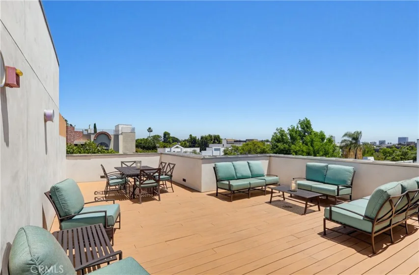 855 N Croft Avenue #302 photo 41