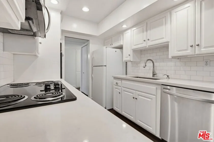 11656 Montana Avenue #114 photo 23