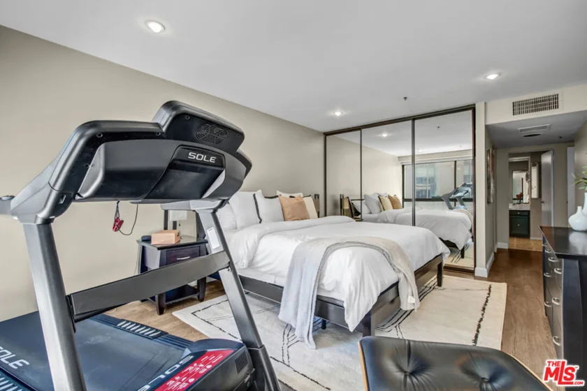 10790 Wilshire Boulevard #404 photo 24