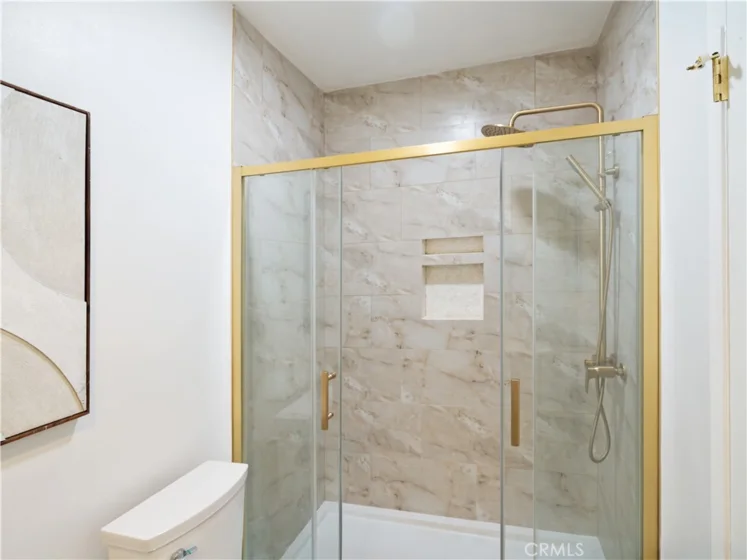 5400 Lindley Avenue #322 photo 13