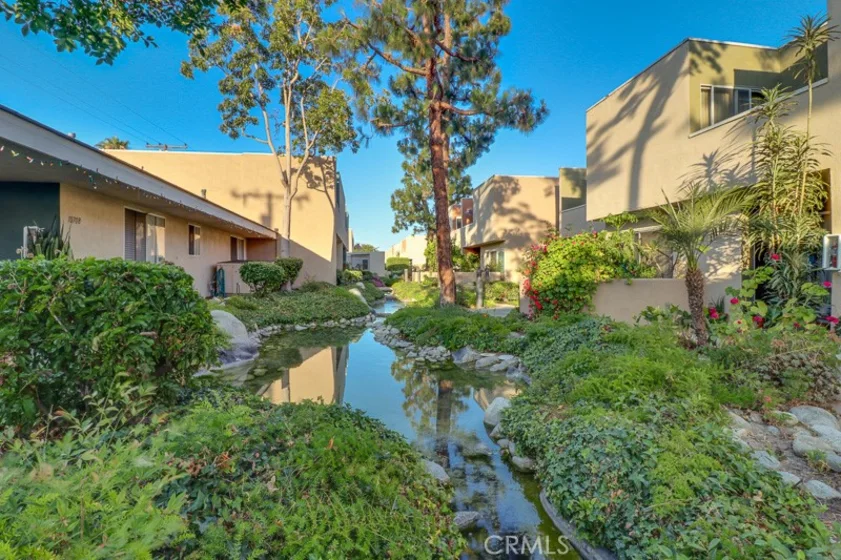 10756 Knott Avenue photo 1