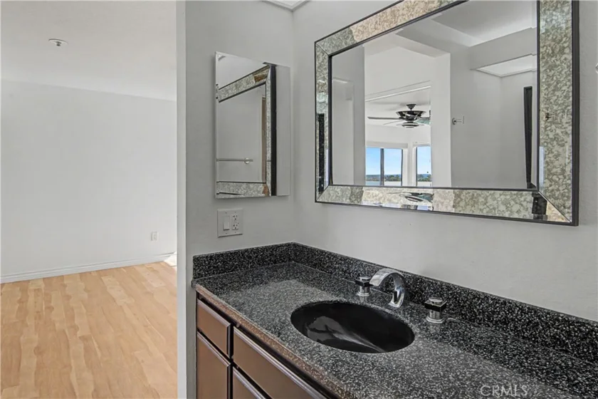 280 Cagney Lane #207 photo 21