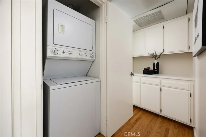 961 E California Boulevard #327 photo 26