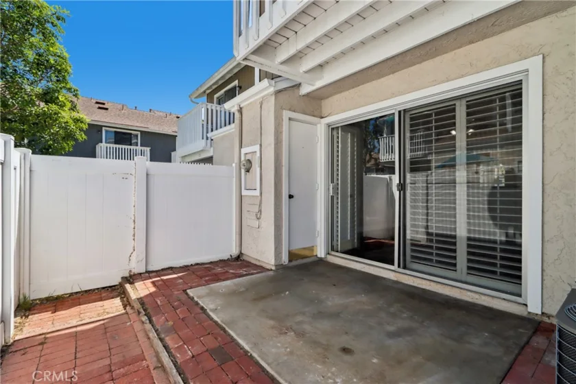 73 Bentwood Lane photo 33