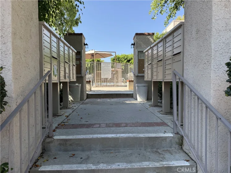 15221 Magnolia #E photo 3
