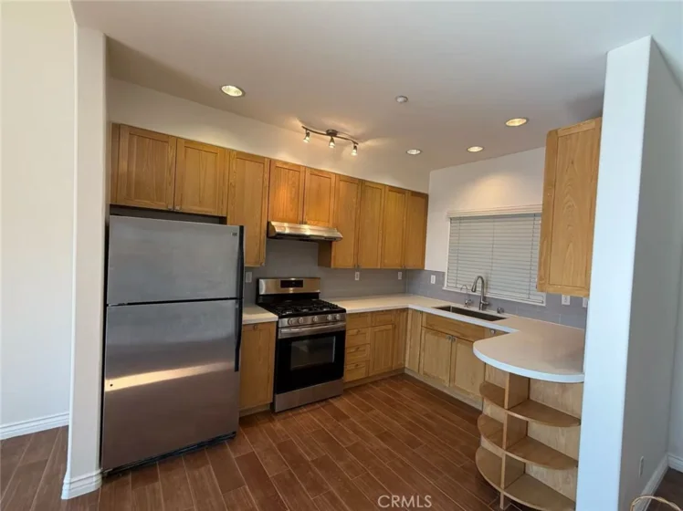 228 S Olive Avenue #A302 photo 27