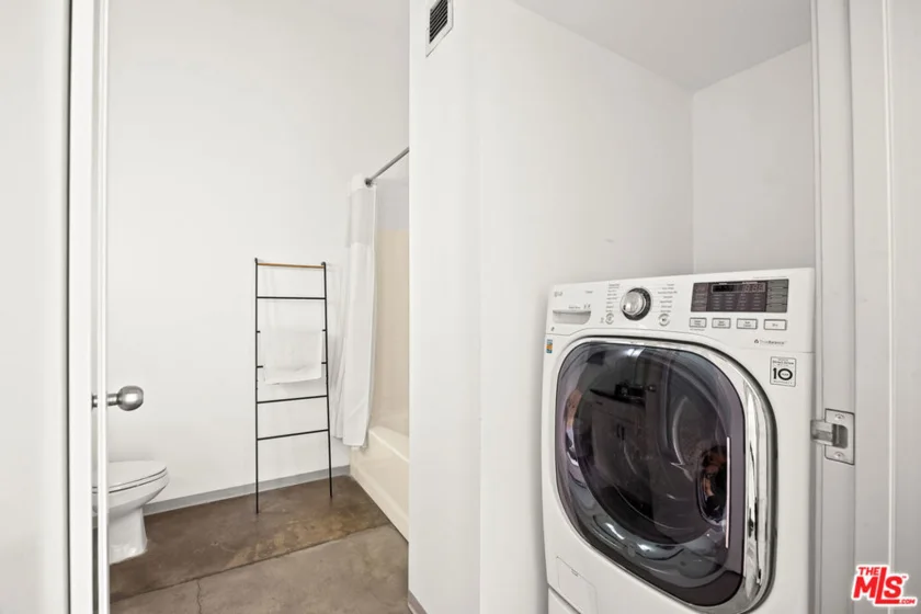 420 S San Pedro Street #628 photo 14