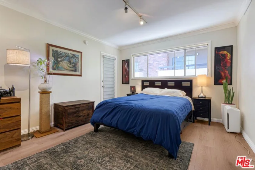 1734 N Fuller Avenue #307 photo 15