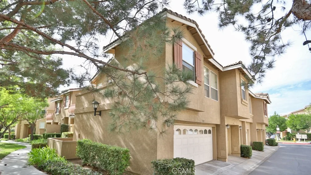 1130 S Miramar Avenue photo 1