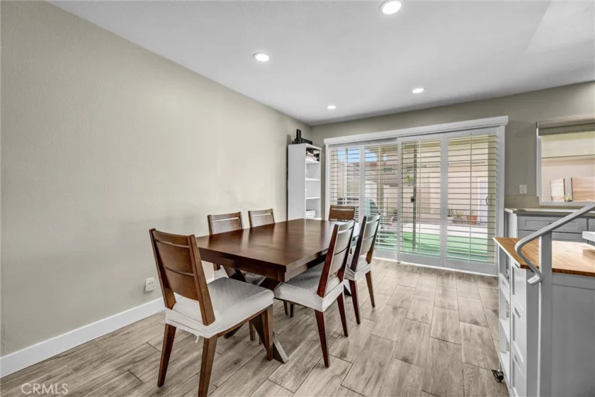 12827 Newhope photo 7