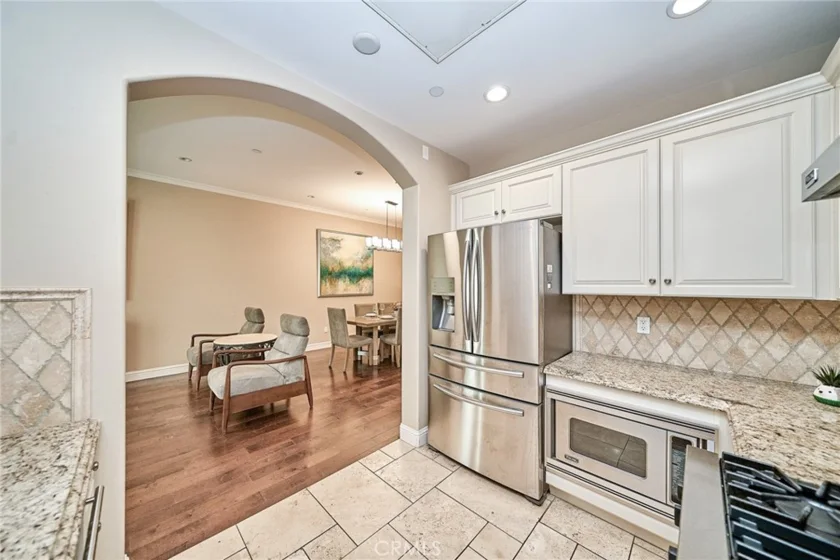 633 S Lake #4 photo 19