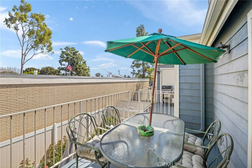 810 Baker #210 photo 21