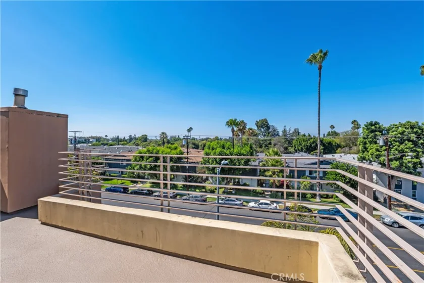 13440 Moorpark Street #101 photo 41
