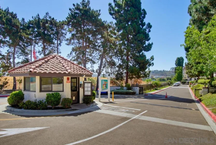 5865 Friars Road #3104 photo 27