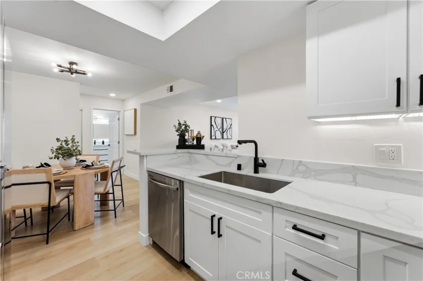 278 N Wilshire #B31 photo 10