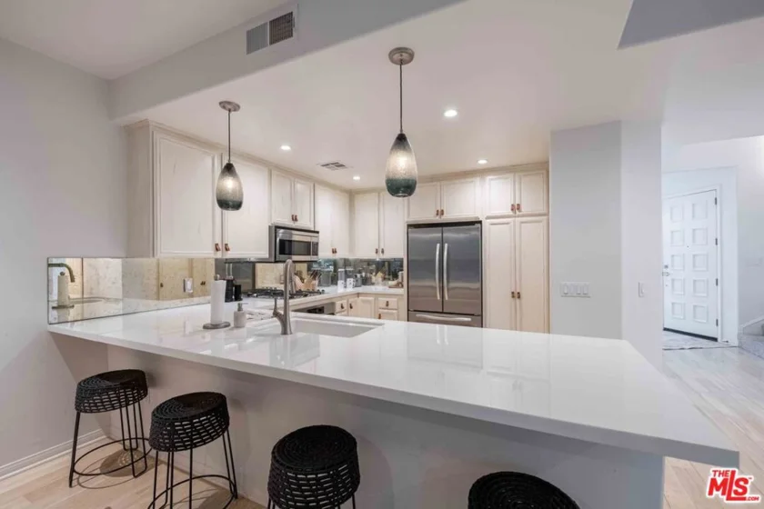 6465 Zuma View Place #161 photo 9