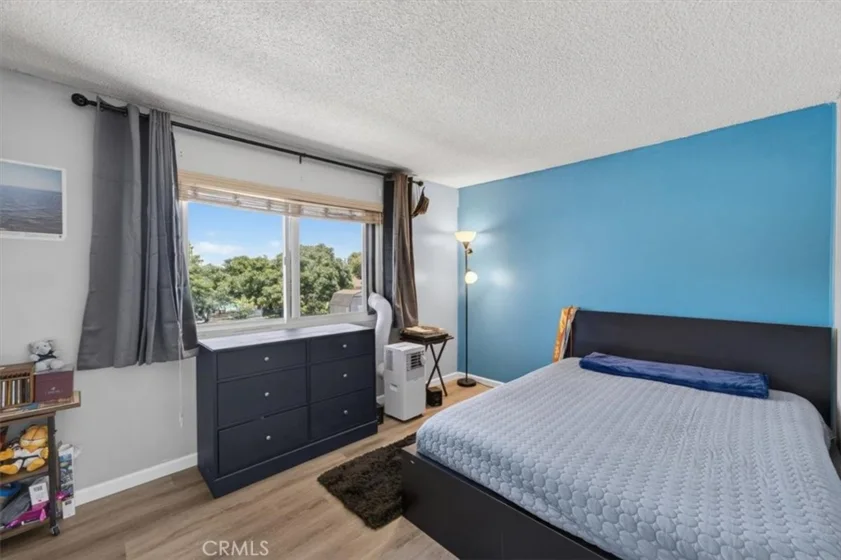 8788 Valley View #C photo 19