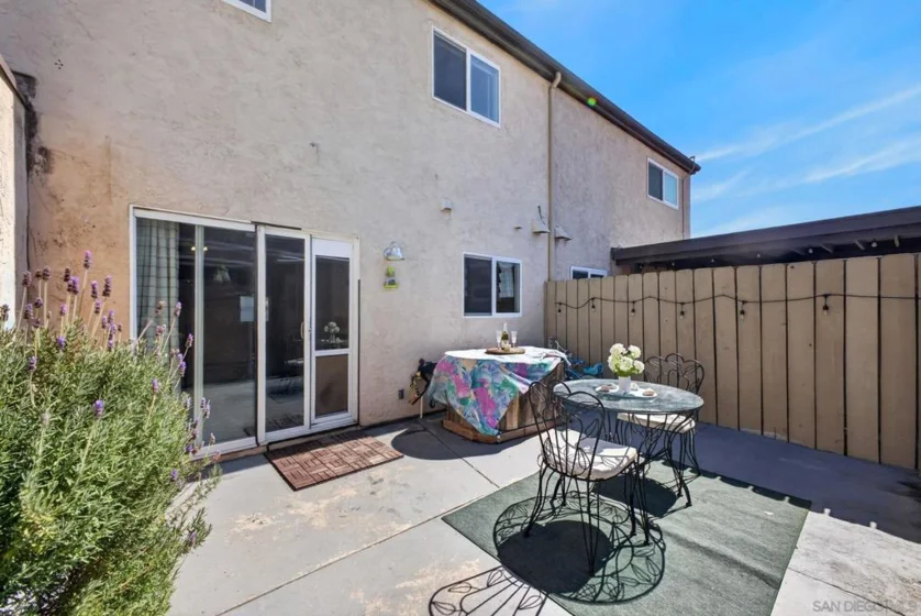 10376 Frank Lane photo 29
