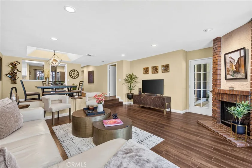 23406 Coso photo 16
