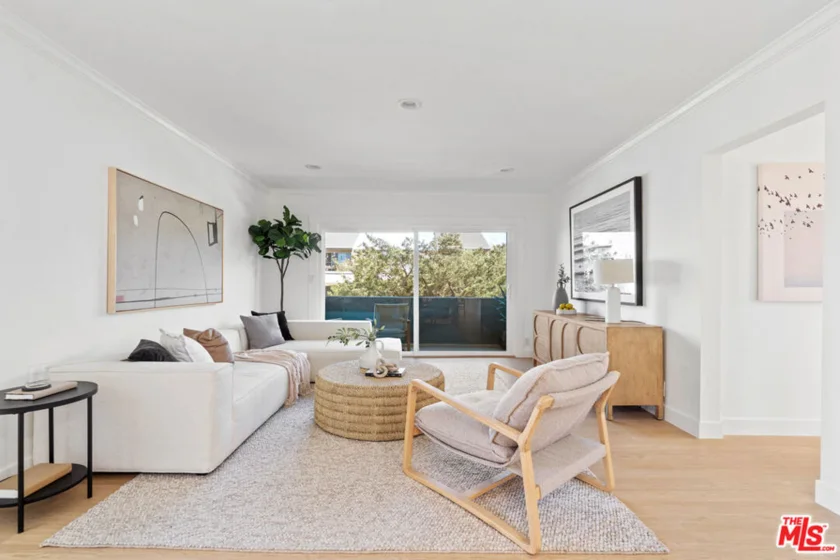 423 Pier Avenue #4 photo 8