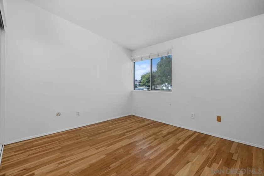 5710 Ferber Street photo 22