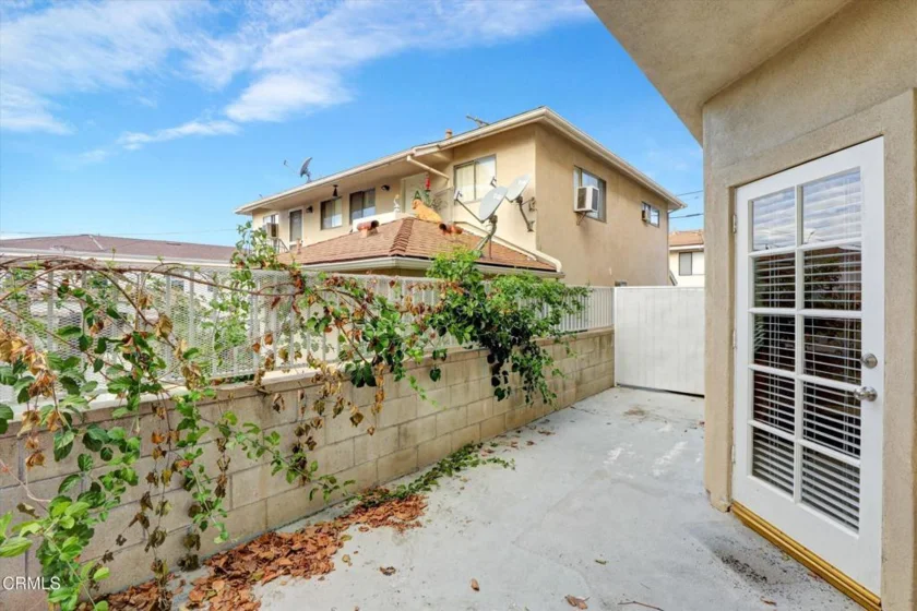 719 E Tujunga #D photo 19