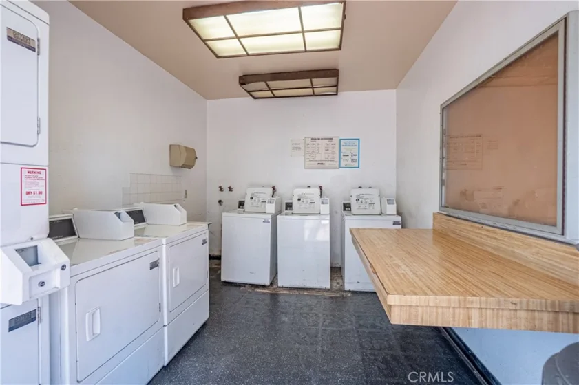 1119 Albany #106 photo 21