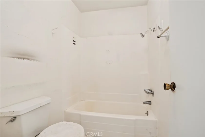 2386 E Del Mar Boulevard #112 photo 5