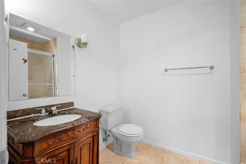 20253 Keswick Street #331 photo 6