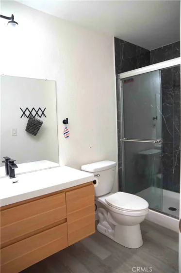 1021 W Bishop #212/I photo 17