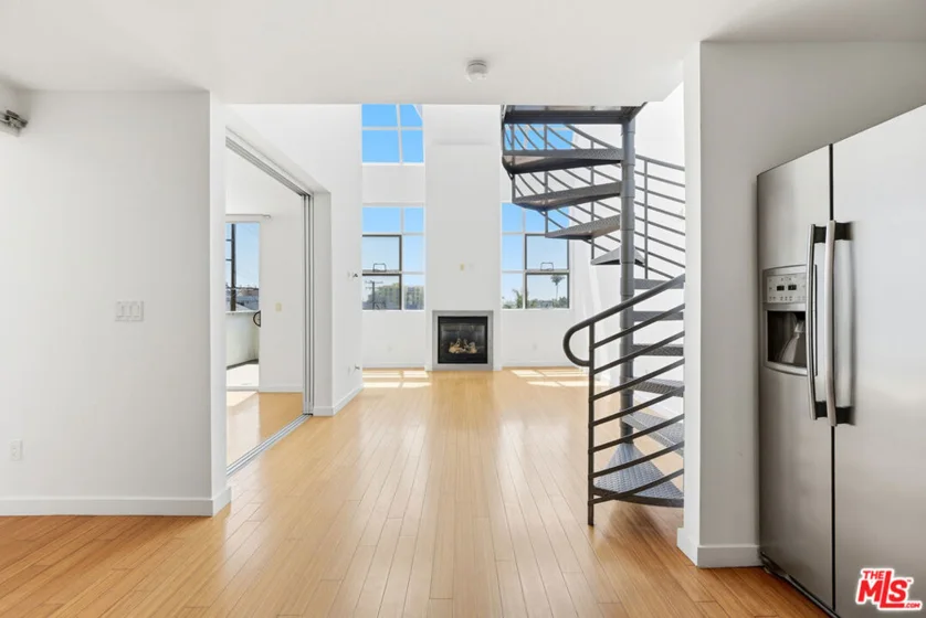 1912 Broadway #307 photo 8