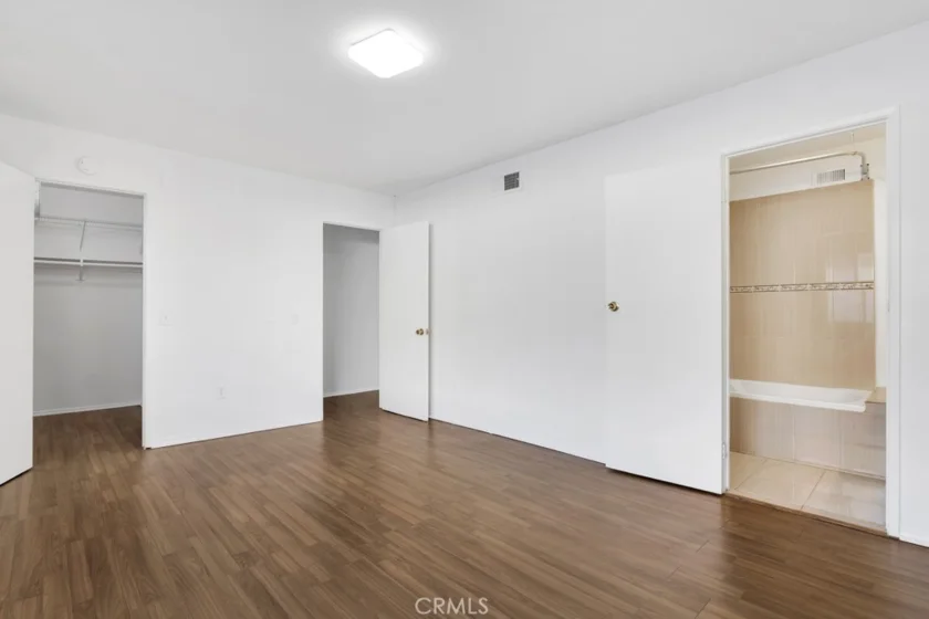 7240 Shirley #102 photo 13