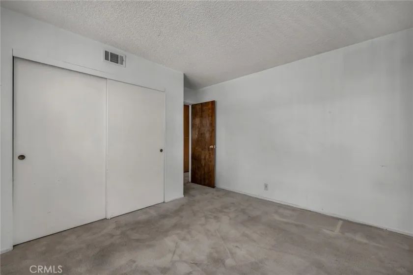 1860 San Francisco Avenue #1 photo 6