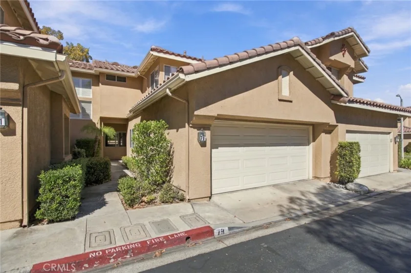 79 Alondra photo 2