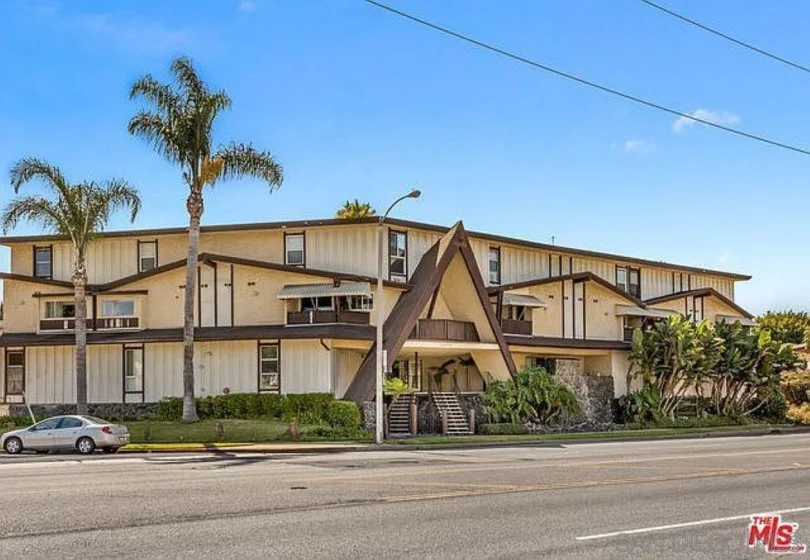 7000 S La Cienega Boulevard #29 photo 1
